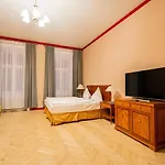 4 Bedrooms 130M2 Apartment At The Main City Square